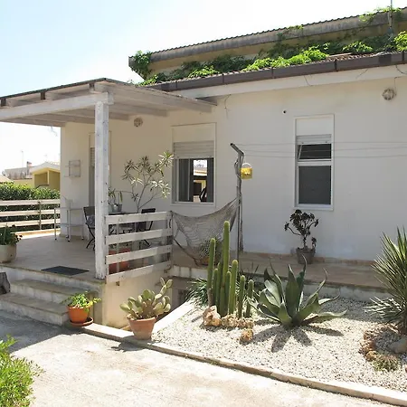 Holiday home Eloro *